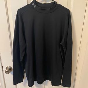 Under Armour coldgear turtleneck long sleeve shirt. Size XL. Like new